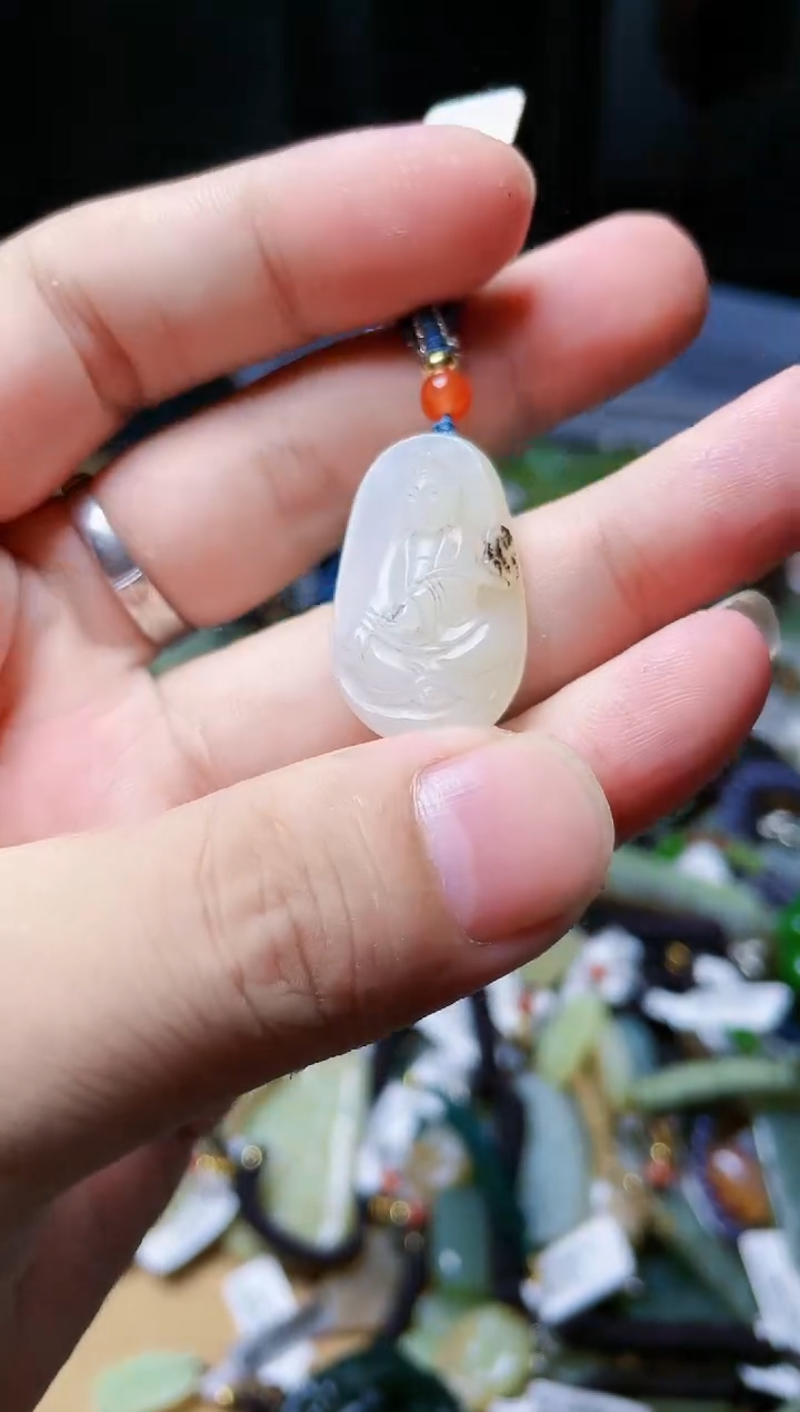 颈饰未镶嵌和田玉蒲***行1