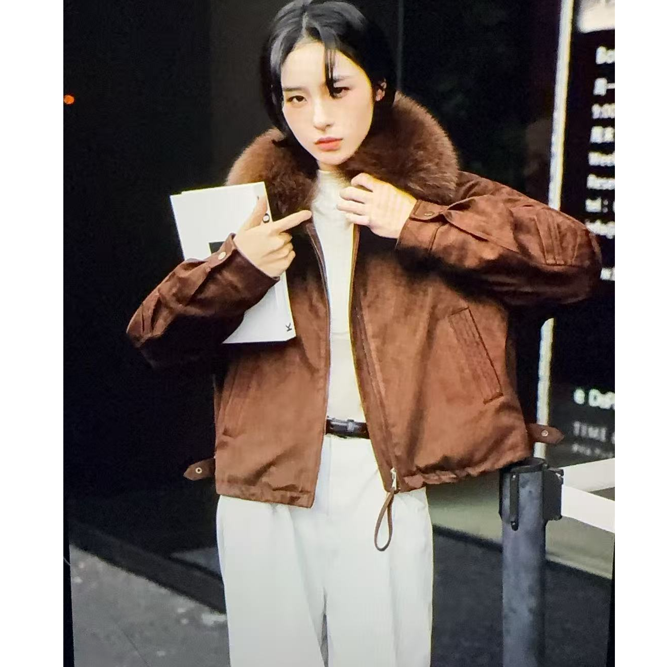 CK 25082新款时尚高端真毛领羽绒服