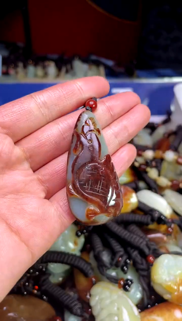 【闪购商品】和田玉颈饰未镶嵌1