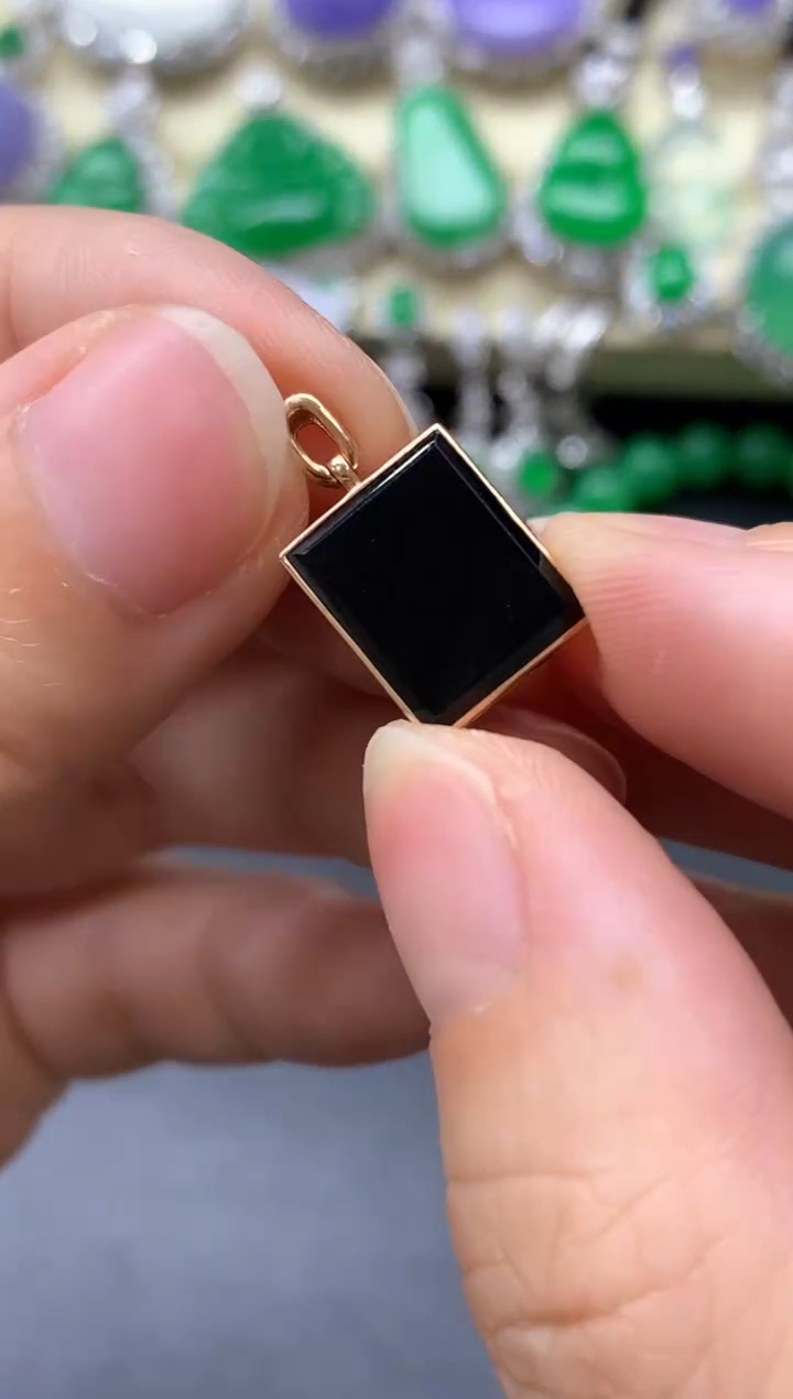 颈饰18K金镶嵌翡翠478-中国好珍宝