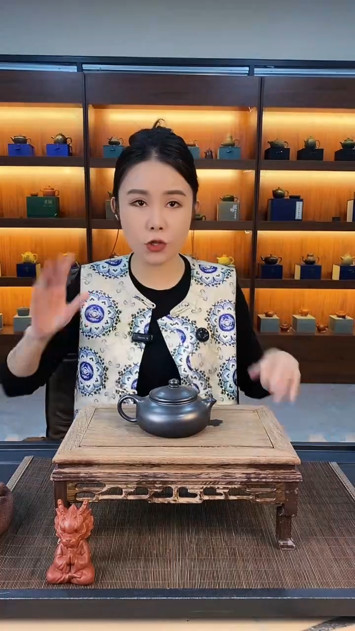 茶壶紫砂光器寒江 石黄 赵园静（证书手提袋）