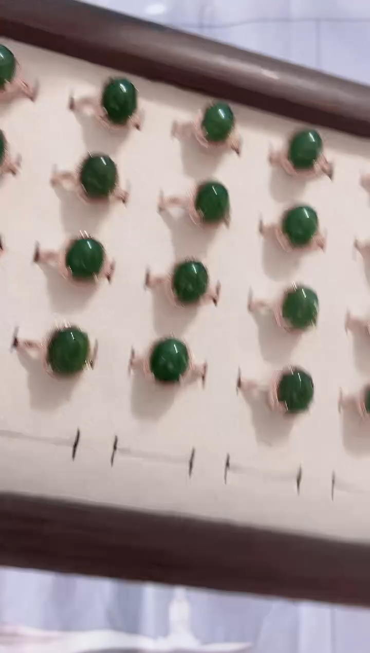 合金戒指和田玉（碧玉）（蛋面戒指12×10）多样性发货拍一发一