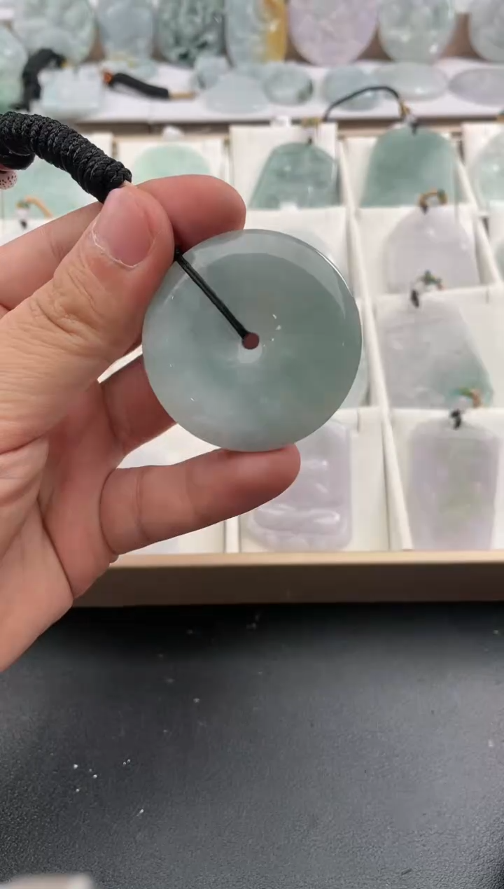 颈饰未镶嵌翡翠25/12/29/.175