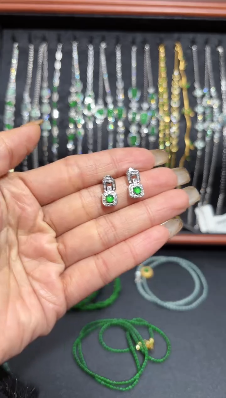 【闪购商品】翡翠颈饰银S925镶嵌蛋面/支持复检/一件