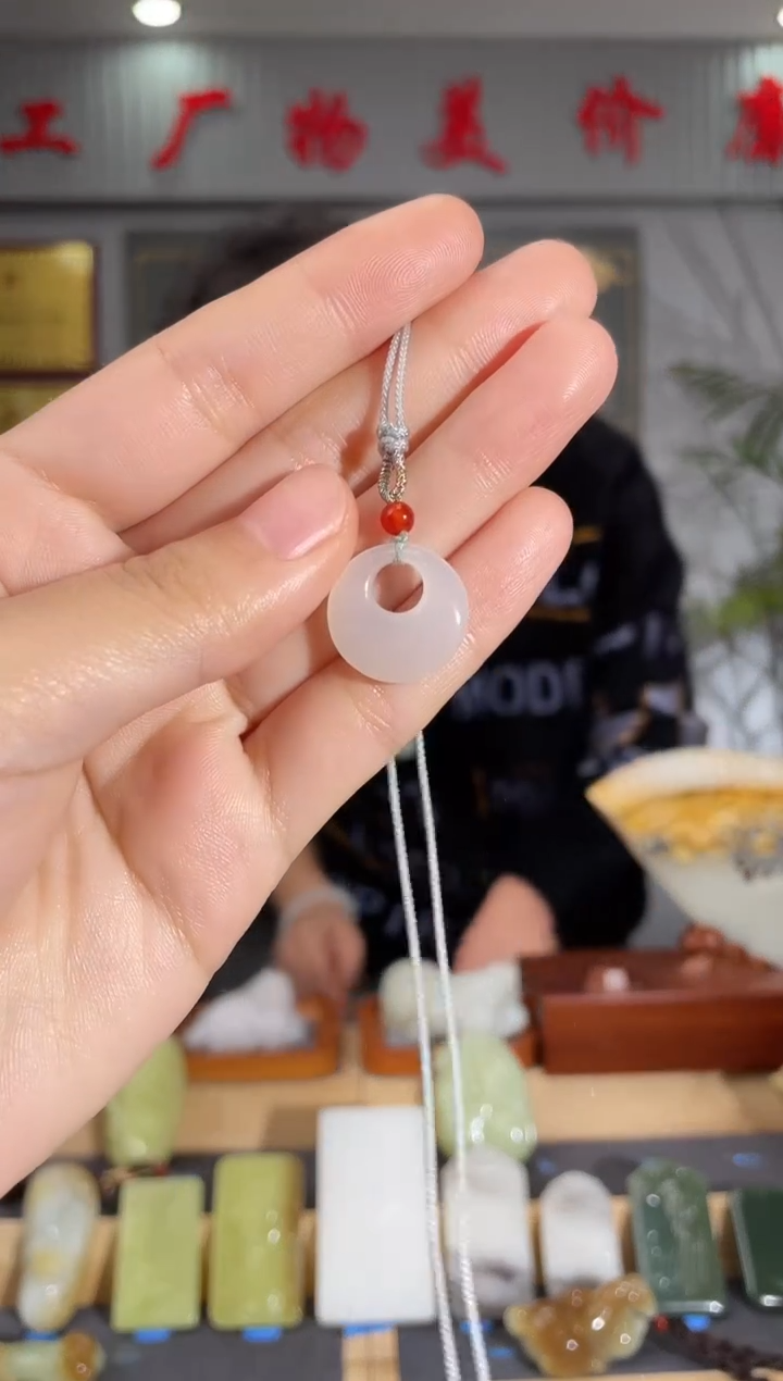 【闪购商品】和田玉颈饰未镶嵌拍一发一 多样性发货