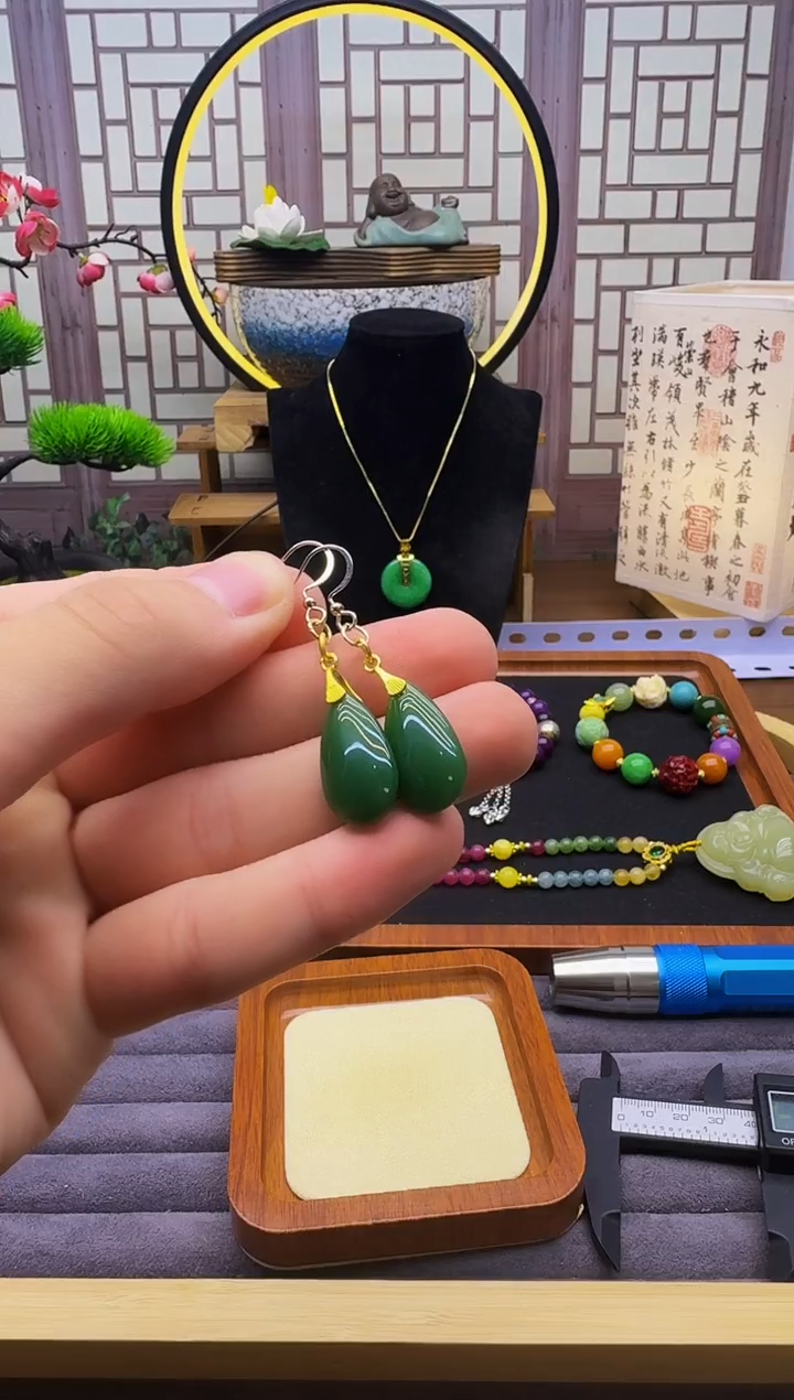 和田玉14K金镶嵌耳饰E119