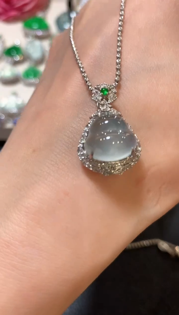 吊坠(不含链)18K金镶嵌翡翠z113  