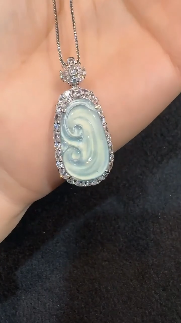 【闪购商品】翡翠吊坠(不含链)未镶嵌多样性发货其一不含链