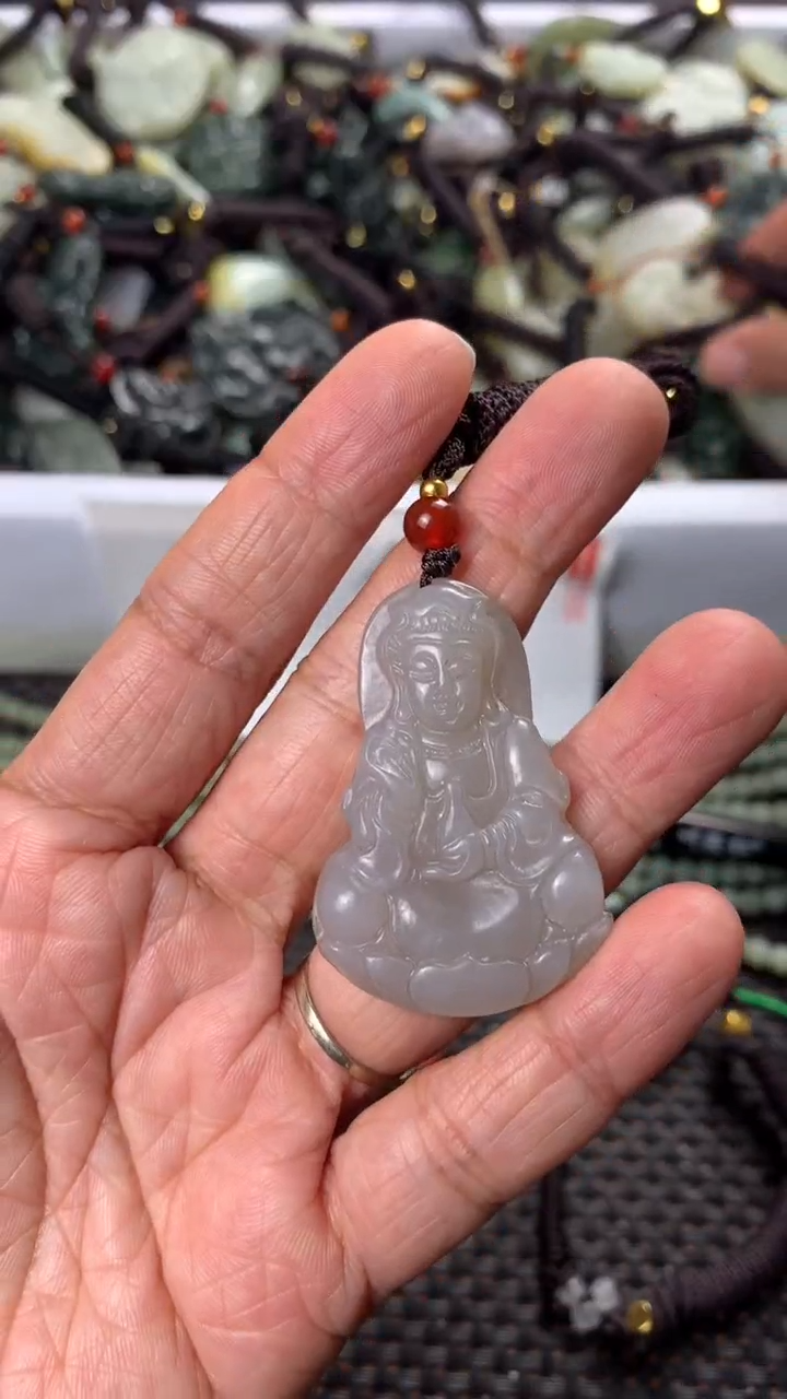 【闪购商品】和田玉颈饰未镶嵌多样性发货没有证书拍一发一有瑕