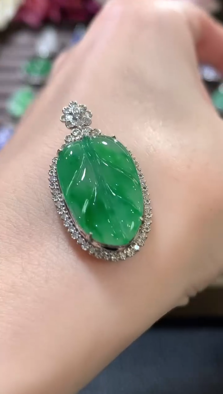 吊坠(不含链)18K金镶嵌翡翠a38