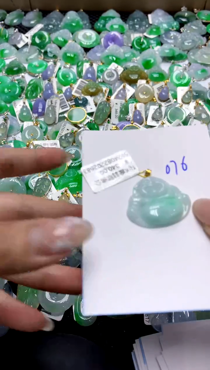 【闪购商品】翡翠颈饰18K金镶嵌111111111111