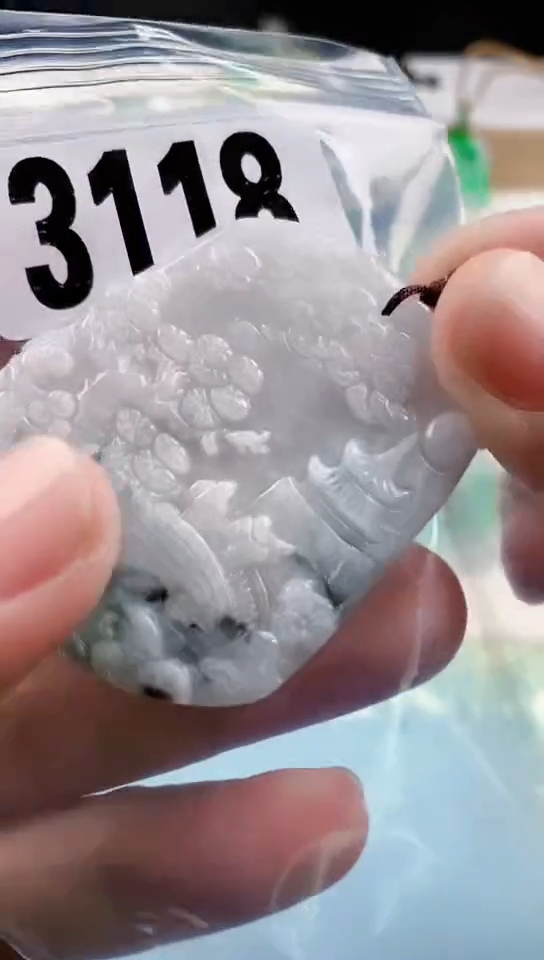 【闪购商品】翡翠挂件未镶嵌天然翡翠吊坠挂件