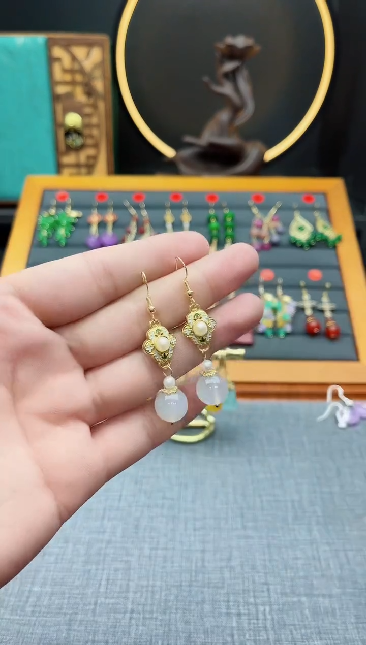 【闪购商品】玛瑙/玉髓耳钉银S925镶嵌325000