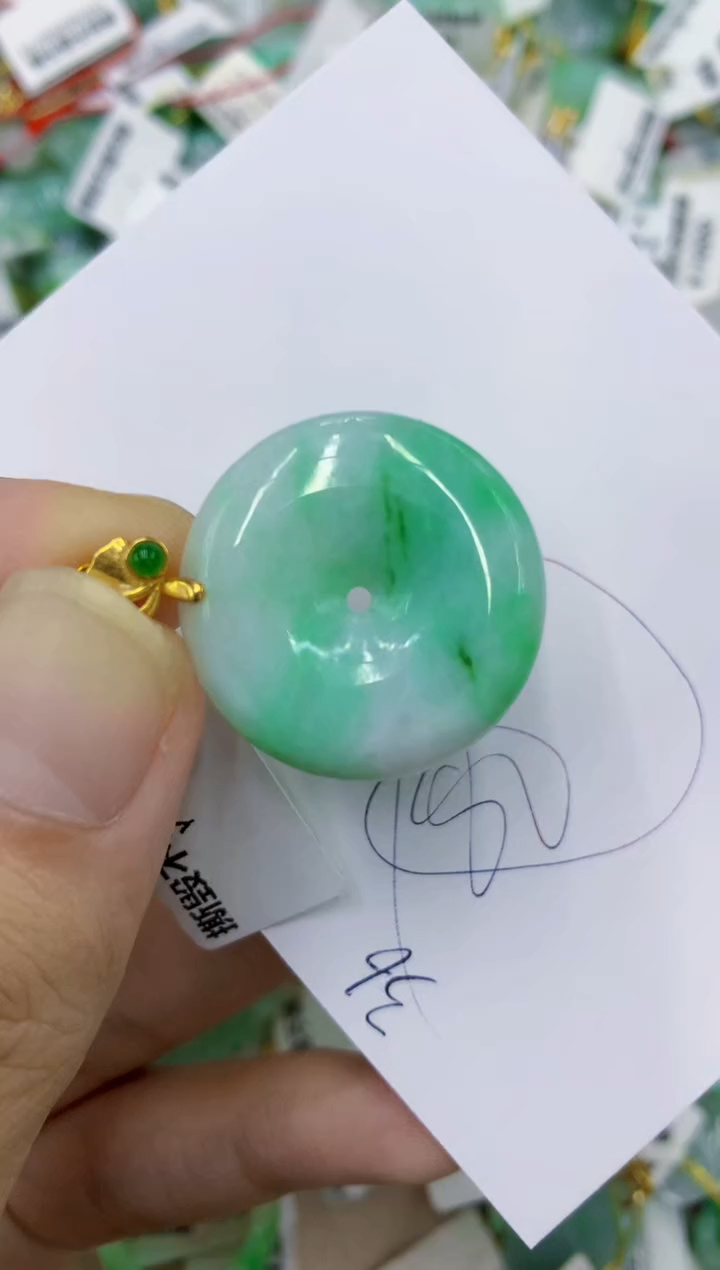 颈饰未镶嵌翡翠111111111111