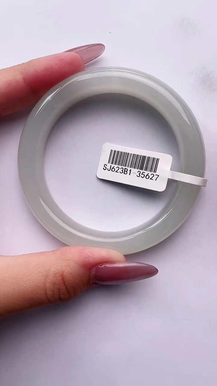 未镶嵌手镯和田玉57+