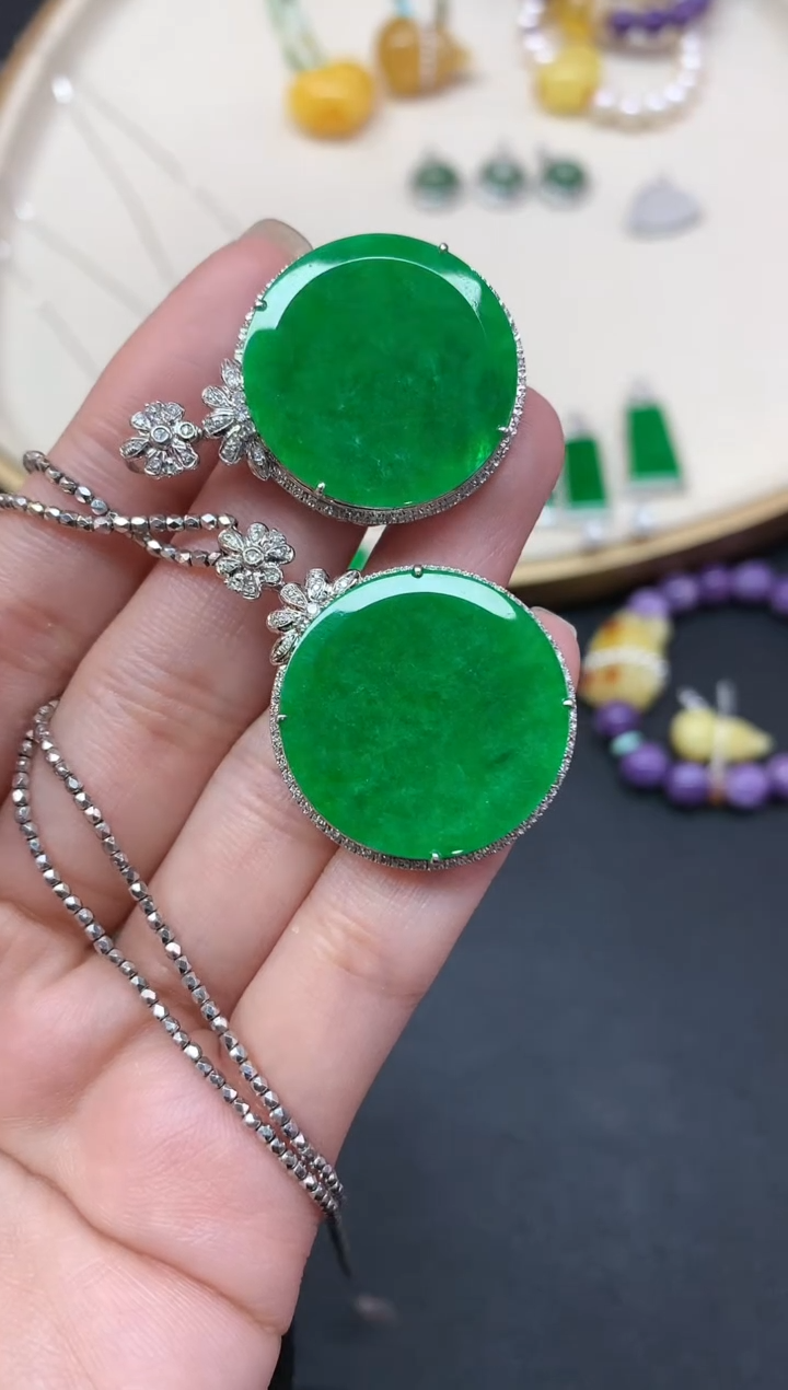 【闪购商品】翡翠吊坠(不含链)18K金镶嵌吊坠多样性发其一A348|9800