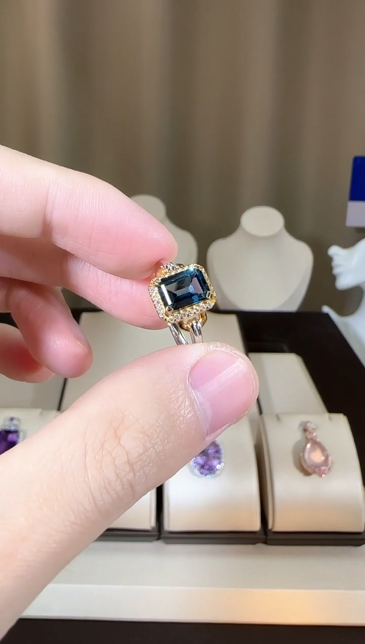 【闪购商品】托帕石戒指银S925镶嵌9*7mm