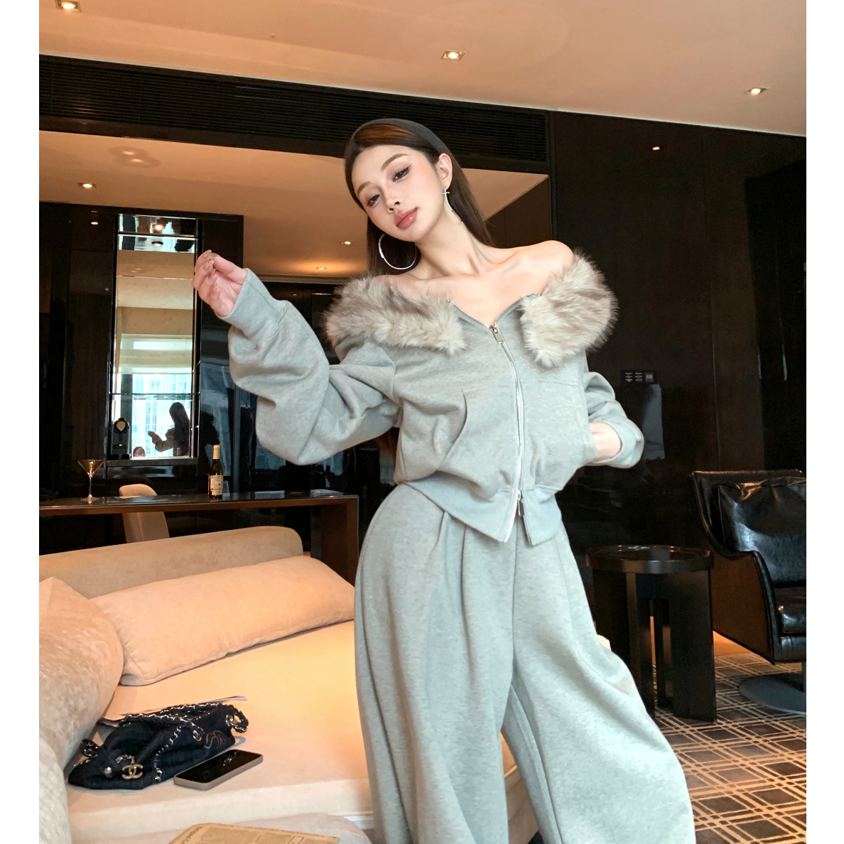 松弛感斜肩毛领长袖开衫卫衣外套+休闲宽松卫裤阔腿裤两件套