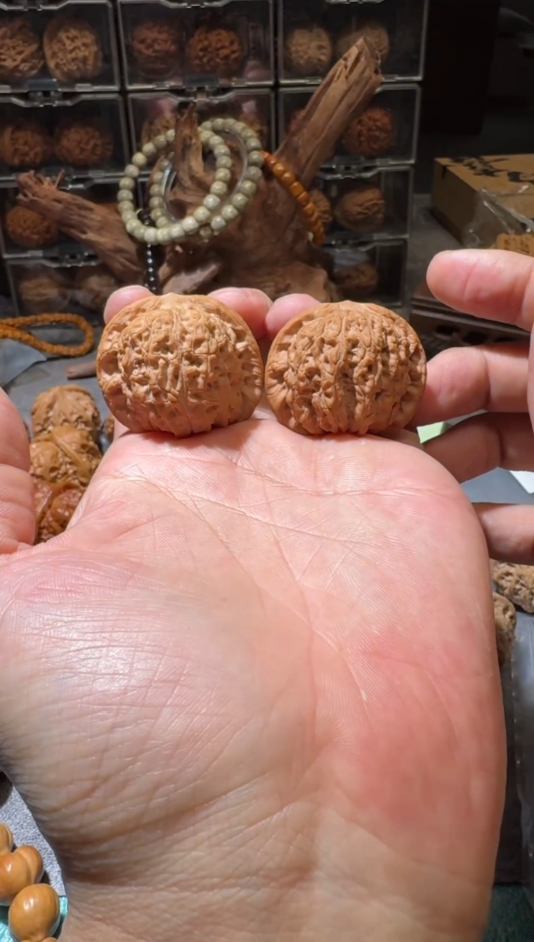 把件文玩核桃建**饰41血麒麟