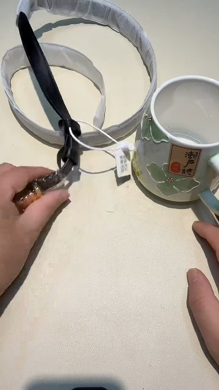 瓷片如图所示AAAAAAAAAAA505