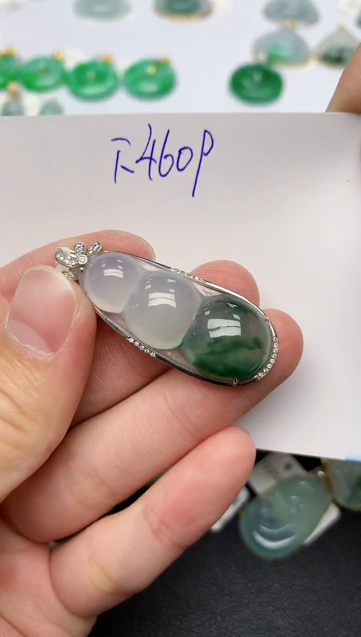 颈饰18K金镶嵌翡翠天然缅甸A货翡翠百元以上9元证书费自理