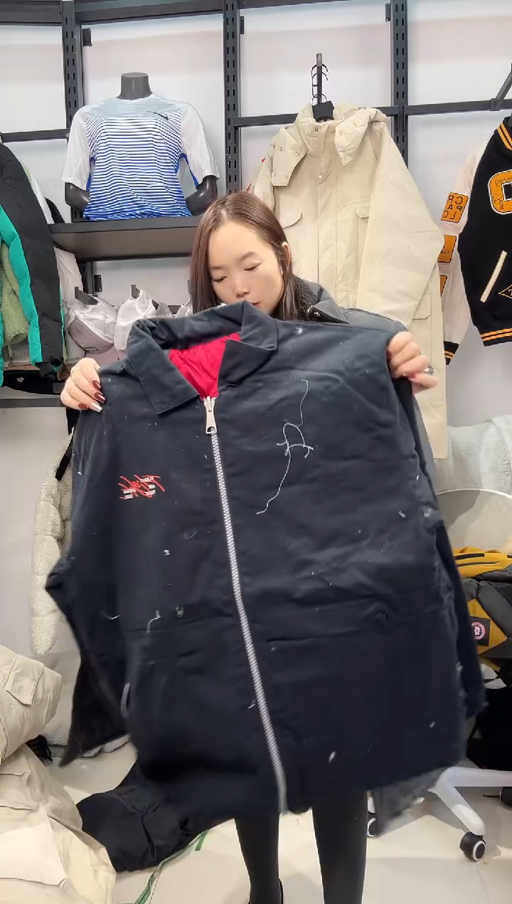 2473闪购编码 Nike/Jordan运动卫衣裤以直播间过款为准 尺码·175L