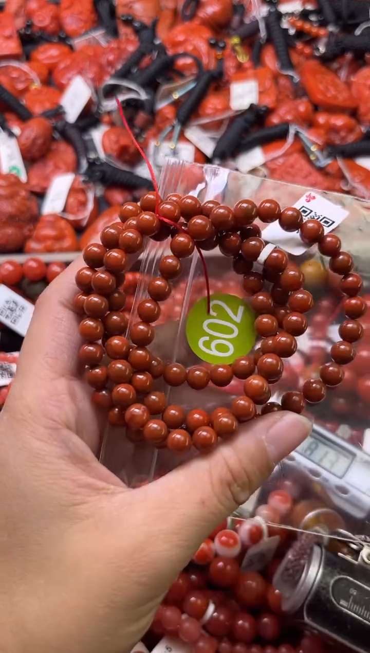 南红玛瑙未镶嵌珠宝奇石602-6+