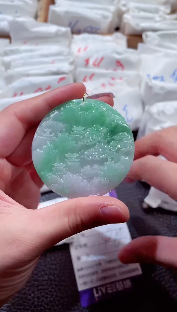 翡翠未镶嵌颈饰00005799