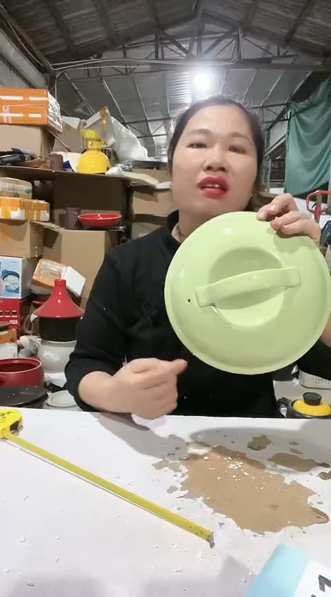 陶瑕疵23绿色盖子一个