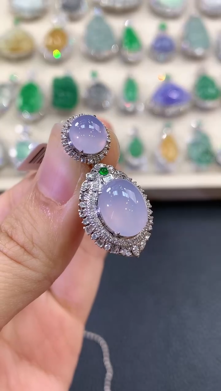 【闪购商品】翡翠吊坠(不含链)18K金镶嵌A63有色差