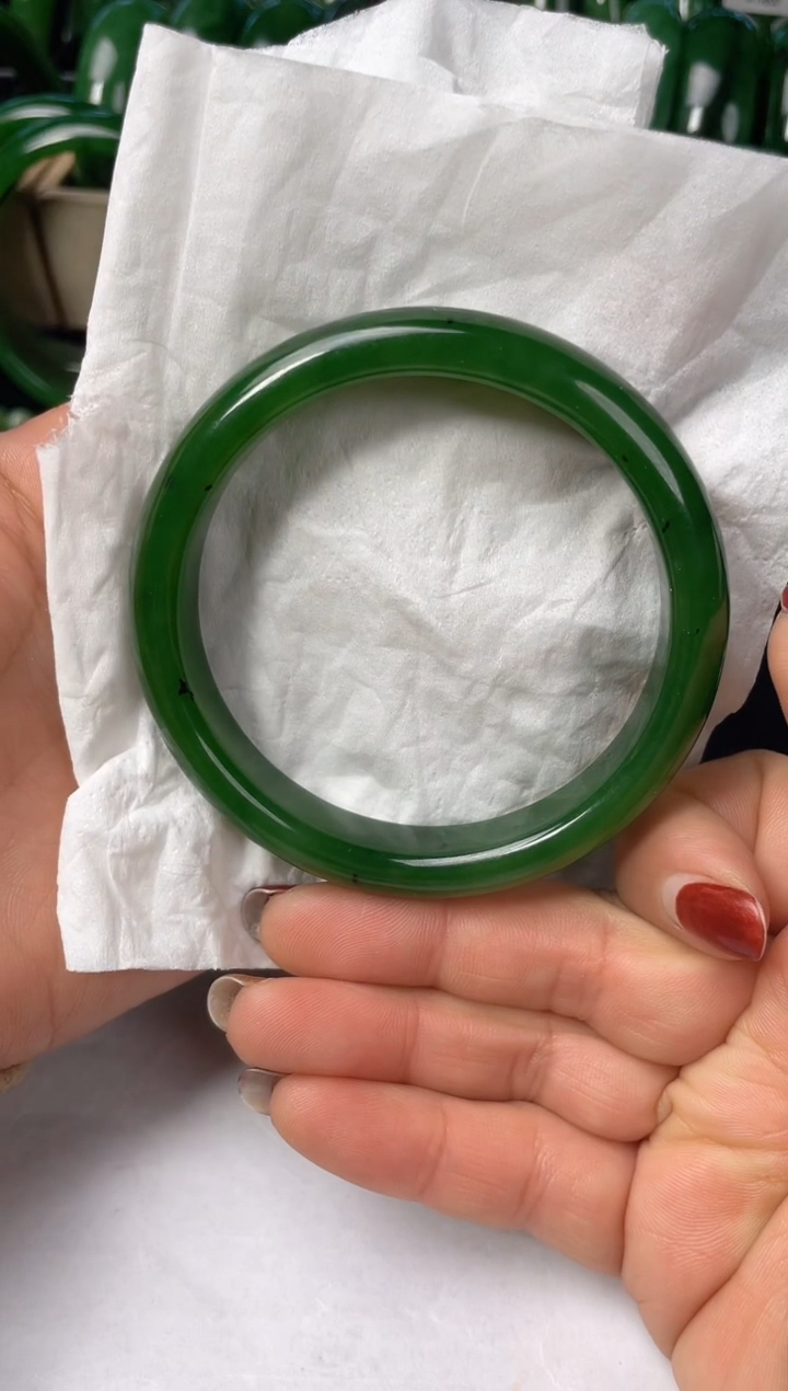 【闪购商品】和田玉（碧玉）手镯未镶嵌碧玉手镯