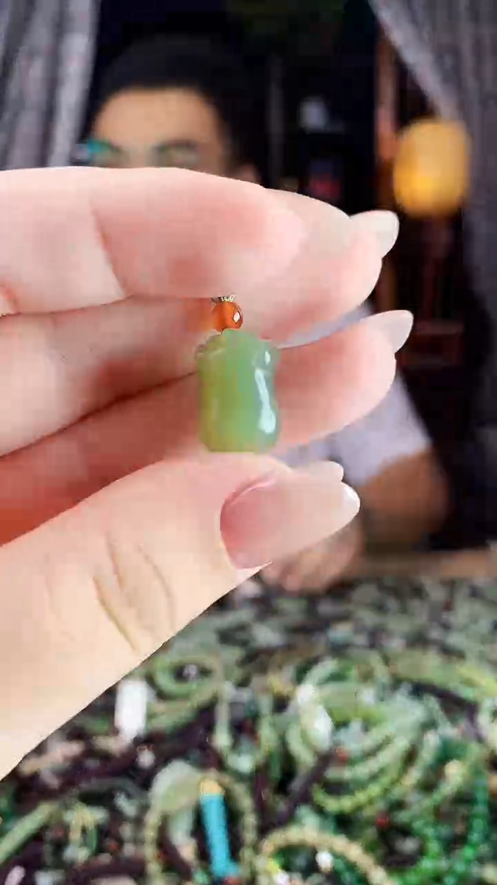 未镶嵌和田玉挂件多样性发货拍一发一