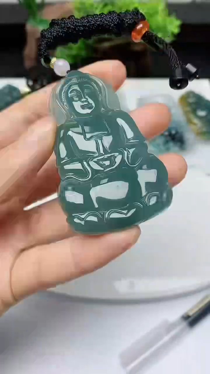 【闪购商品】翡翠颈饰未镶嵌