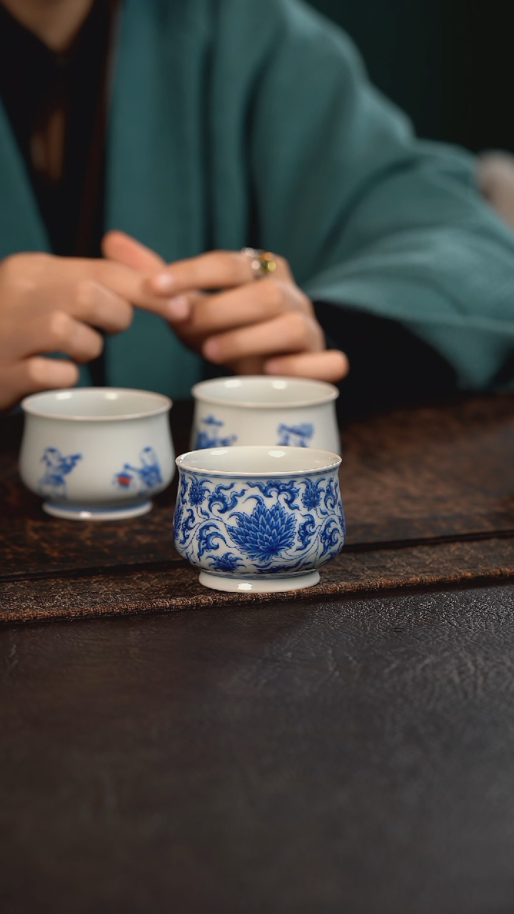 【闪购商品】杯聚澜堂缠枝菊憨憨杯
