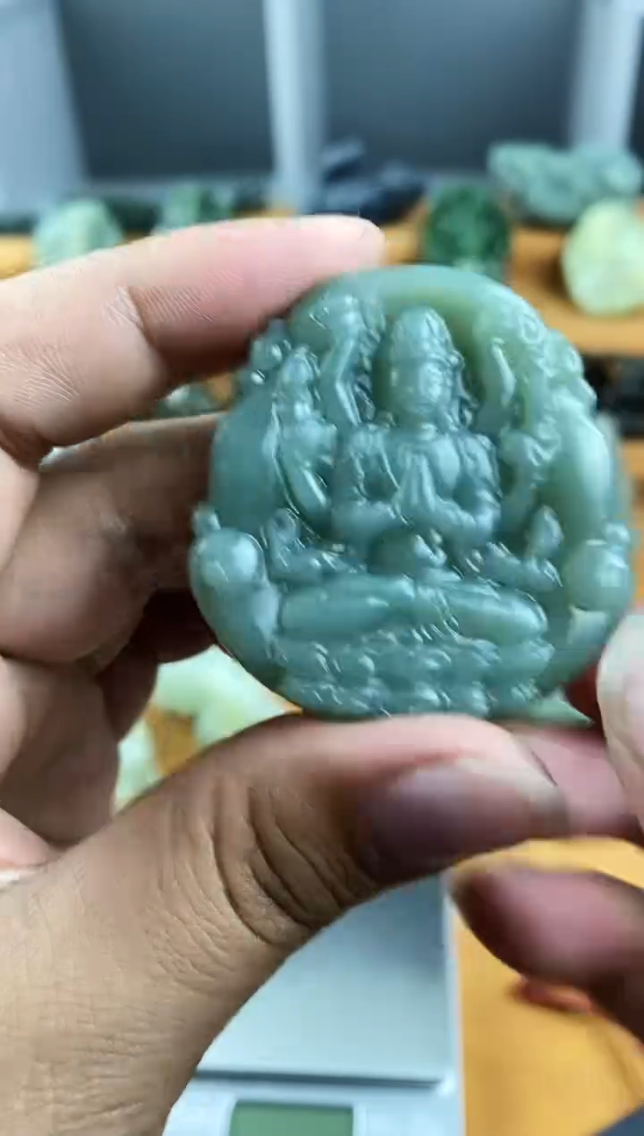 未镶嵌和田玉把件1