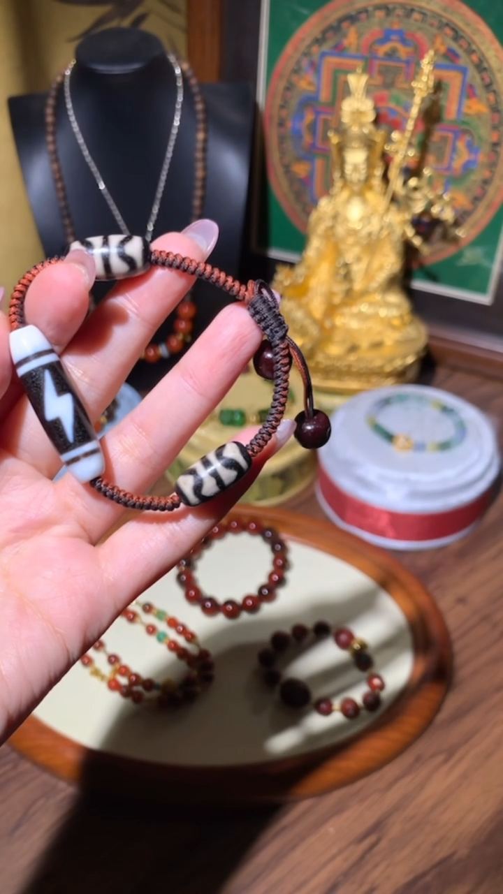 【闪购商品】玛瑙/玉髓手串未镶嵌手串