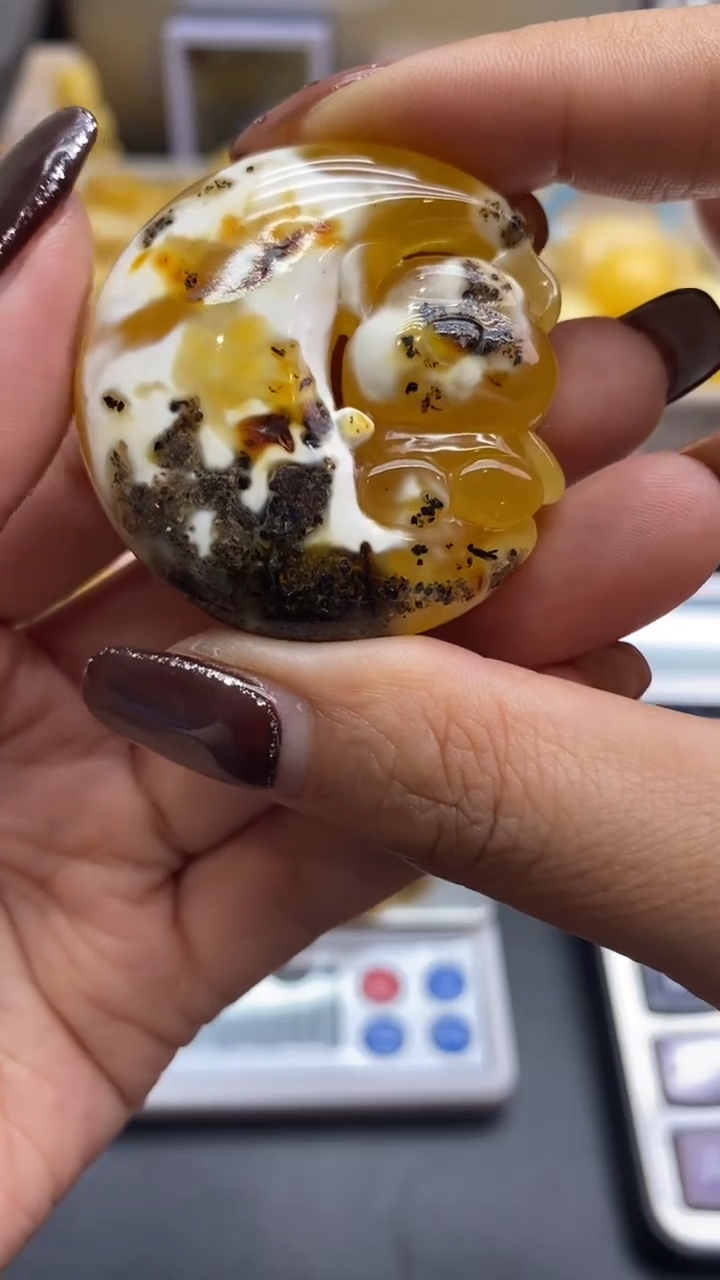 琥珀未镶嵌珠宝奇石2908