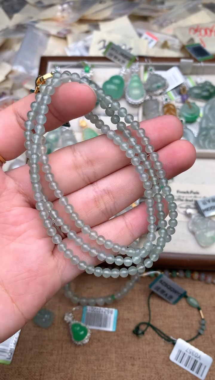 未镶嵌挂件翡翠1