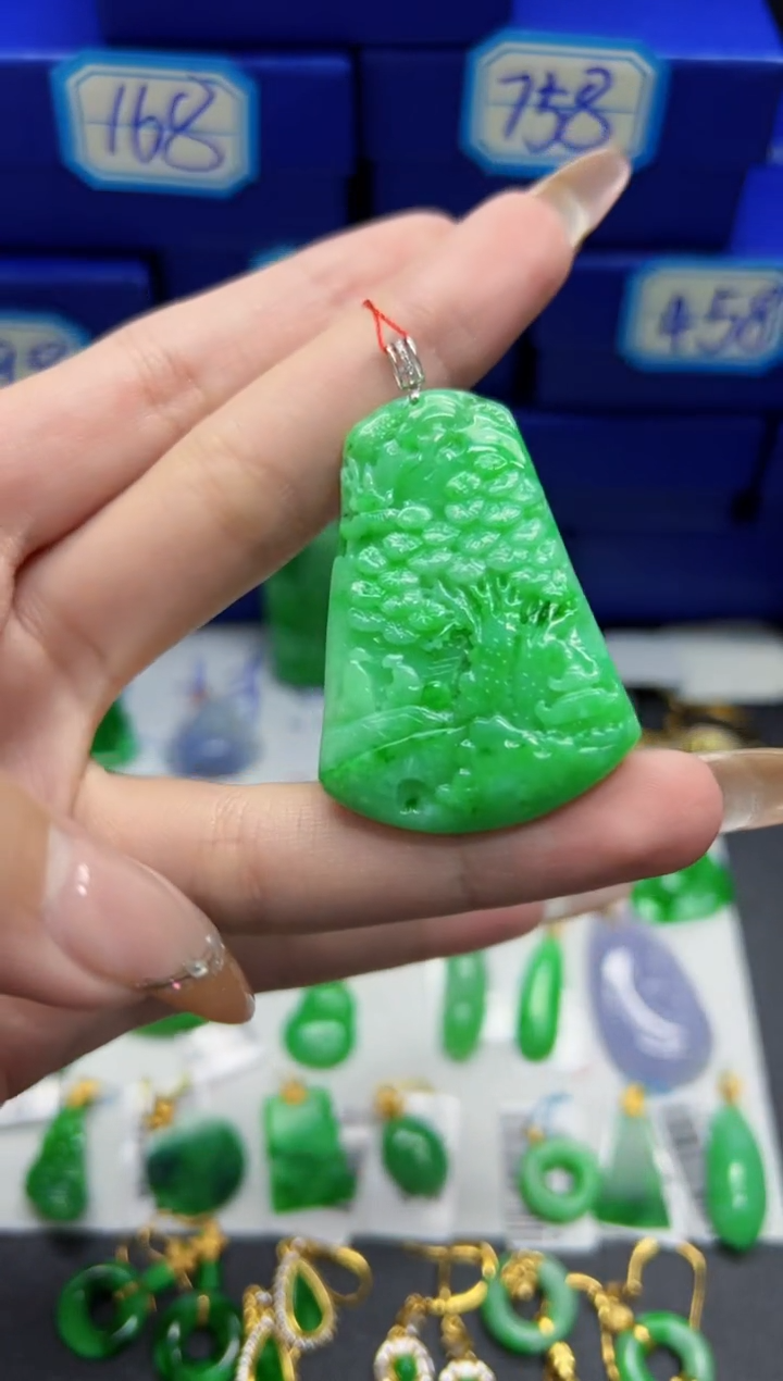 【闪购商品】翡翠颈饰18K金镶嵌Y缅料A货/支持复检/一件