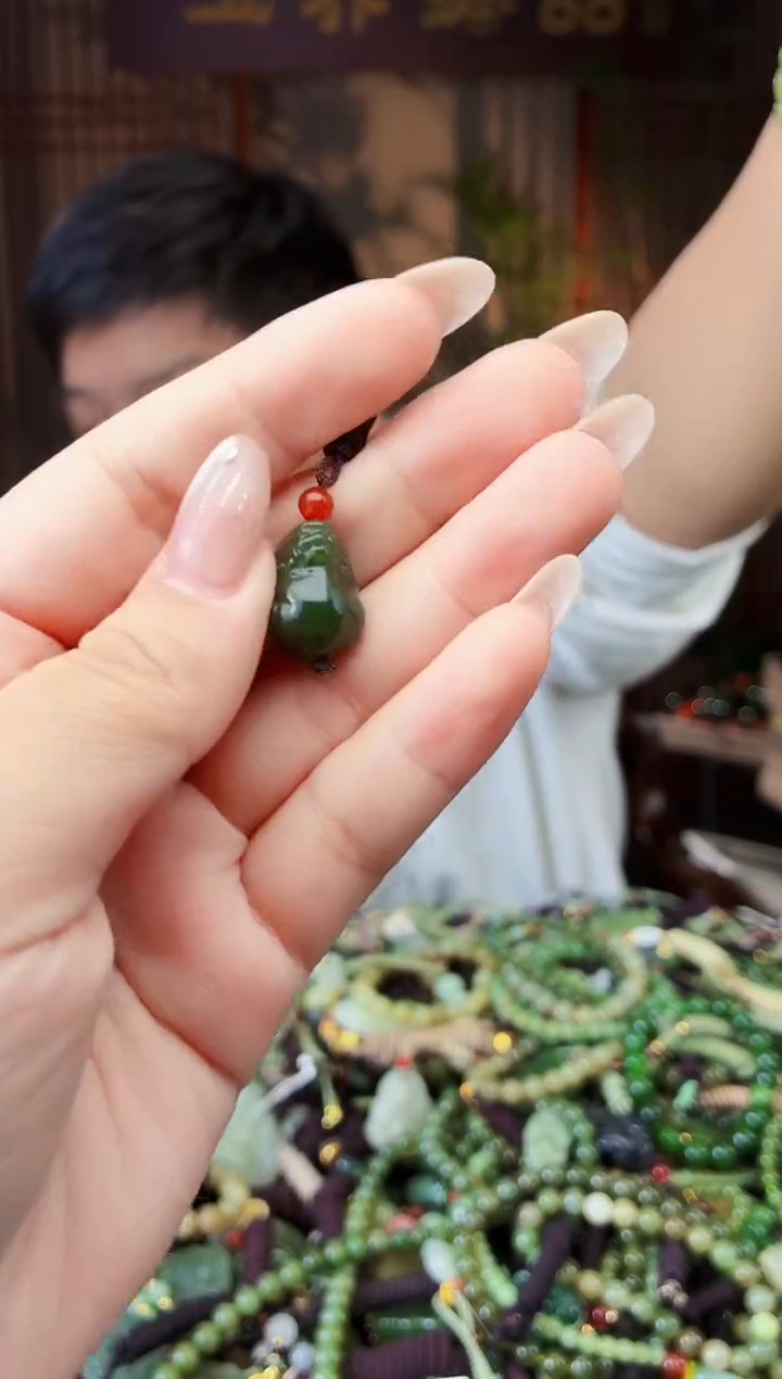 颈饰未镶嵌和田玉多样性发货拍一发一