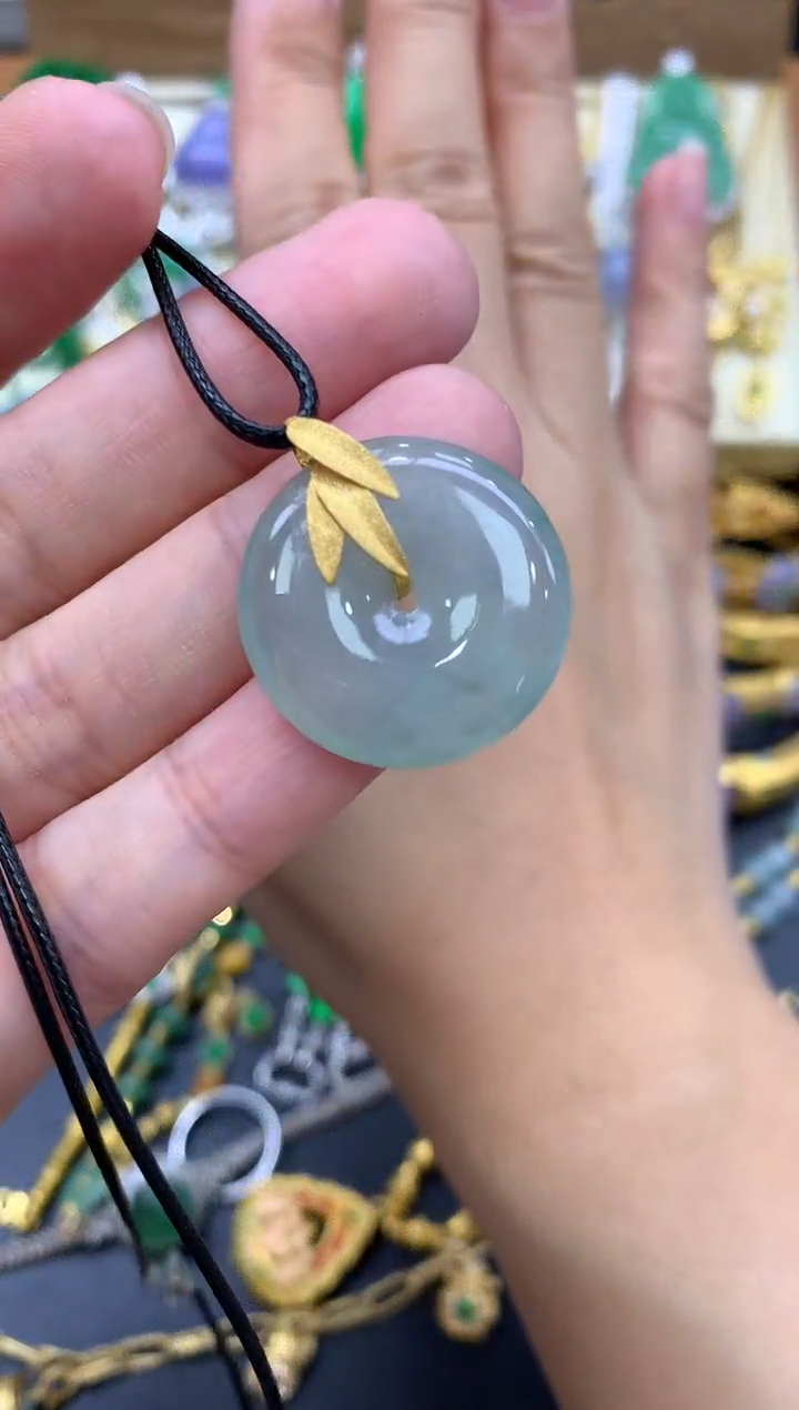 翡翠18K金镶嵌颈饰30-中国好珍宝