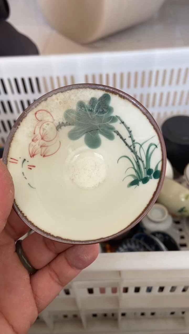 杯子瓷无运费险有瑕疵的摄影的产品有使用过的痕迹有点脏介意勿拍