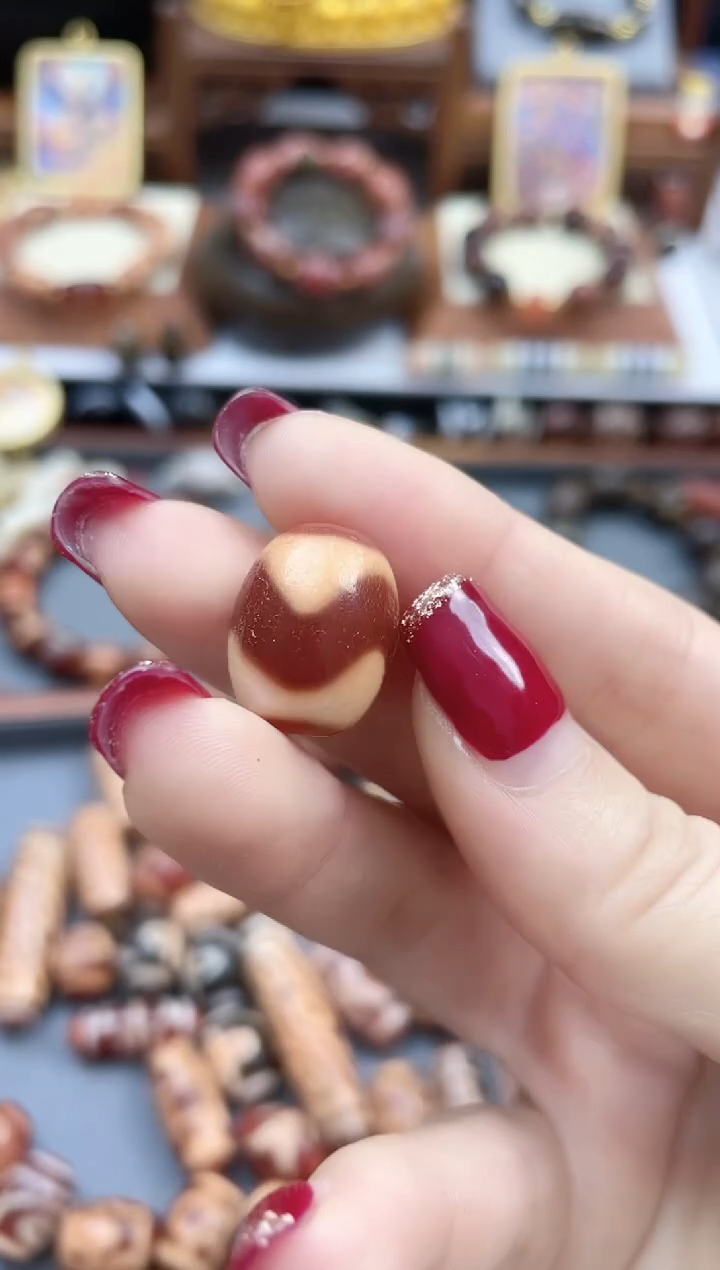 【闪购商品】玛瑙/玉髓珠珠未镶嵌金蟾牙牙