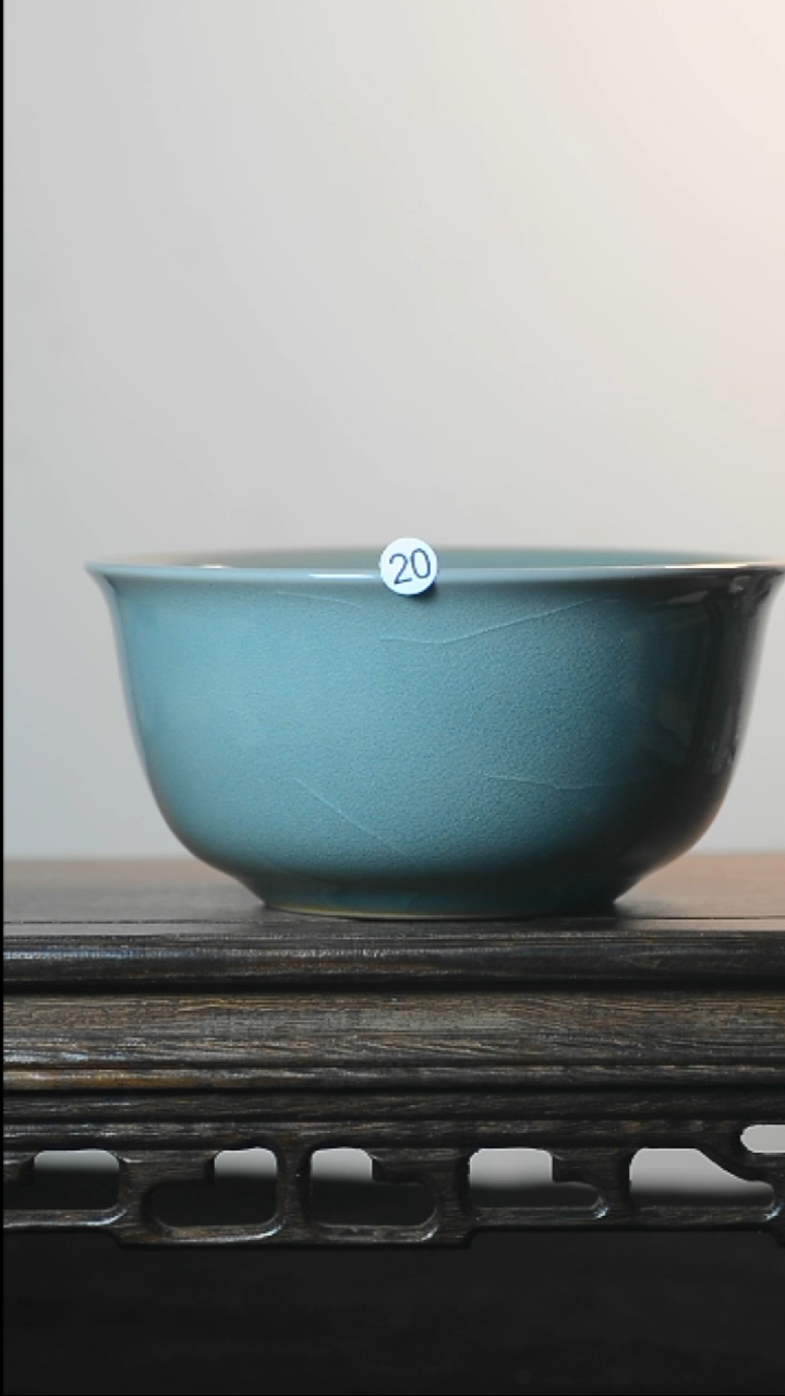 20号碗微瑕清凉寺汝瓷1