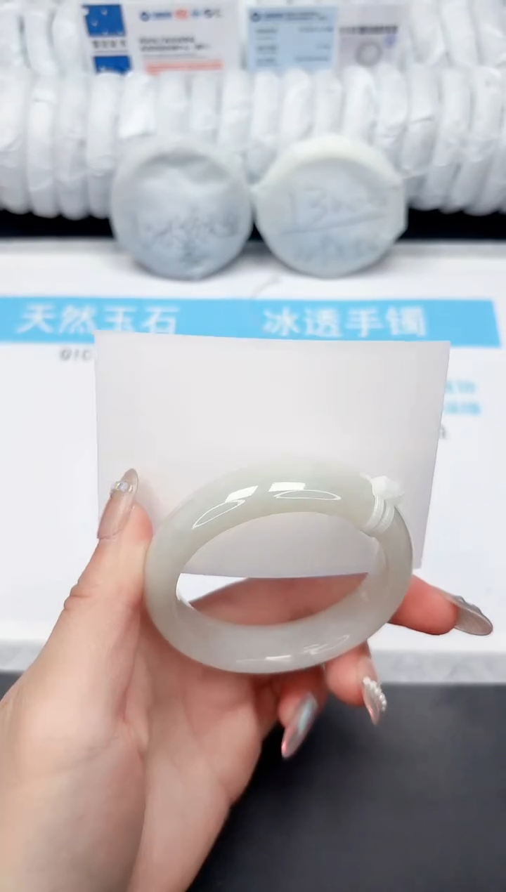 和田玉未镶嵌手镯149-52.8白