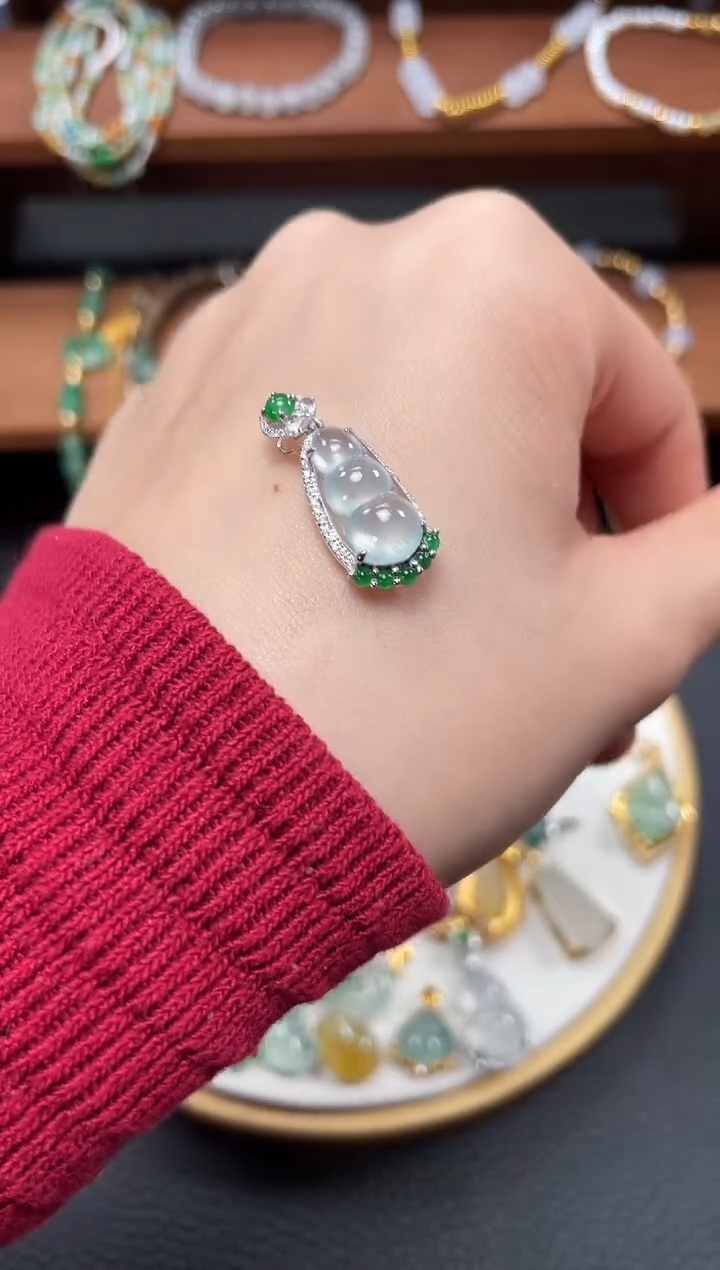 【闪购商品】翡翠吊坠(不含链)18K金镶嵌一个  JK326
