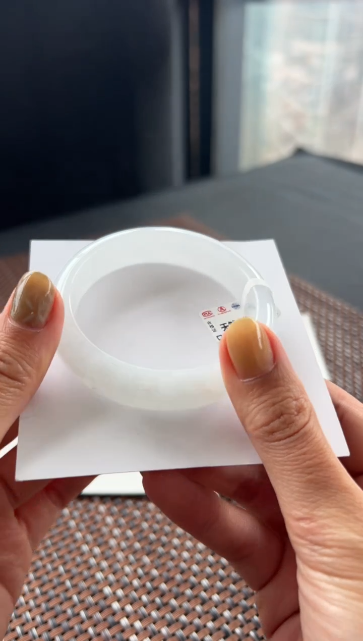 【闪购商品】翡翠手镯未镶嵌23号56.1*12.7*8.4