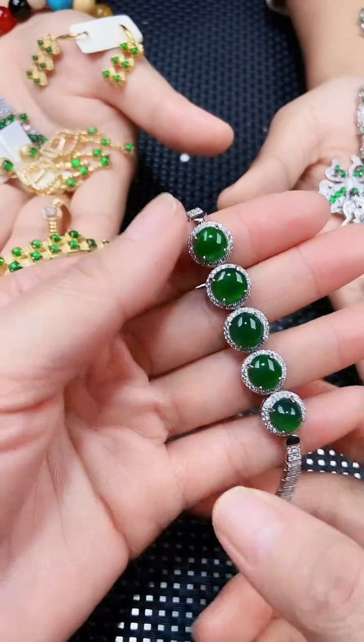 【闪购商品】翡翠手链未镶嵌111111111