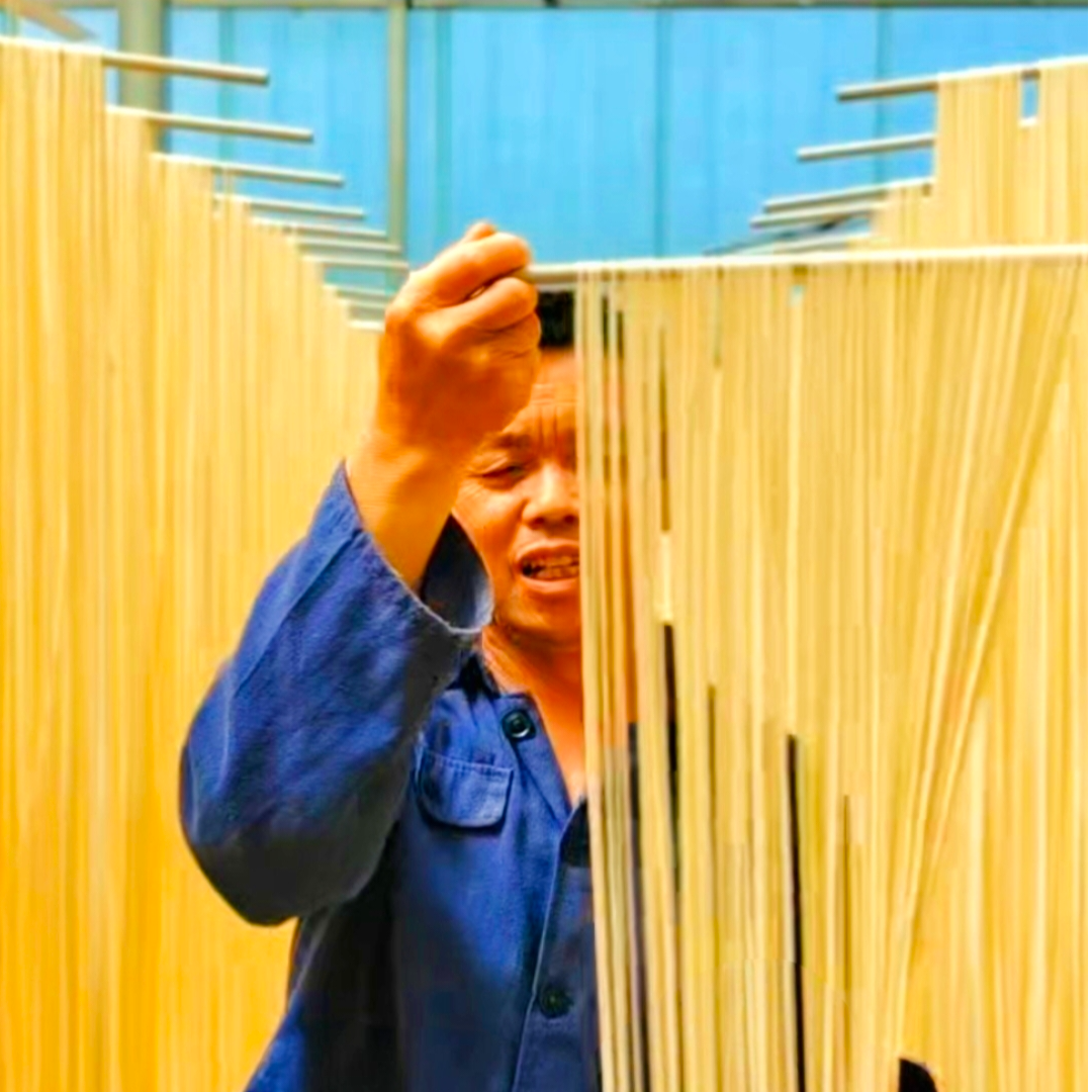 恩施高山面条自然晾晒健康营养劲道耐煮挂面