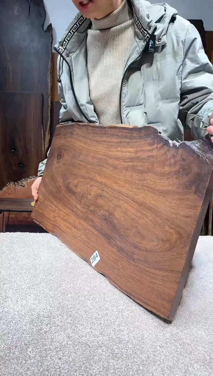 【闪购商品】风车木（黑檀木）尺寸79*43*2.5编号284